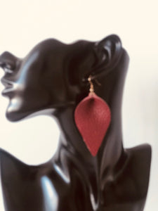 Leather petal earrings - red